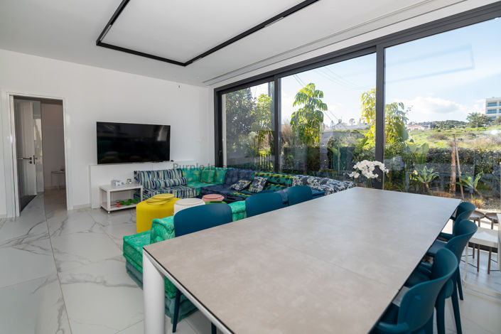 Image No.8-3 Bed Villa for sale