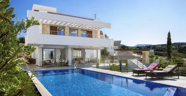 Image No.9-5 Bed Villa for sale
