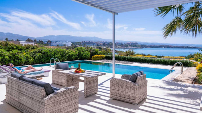 Image No.2-7 Bed Villa for sale