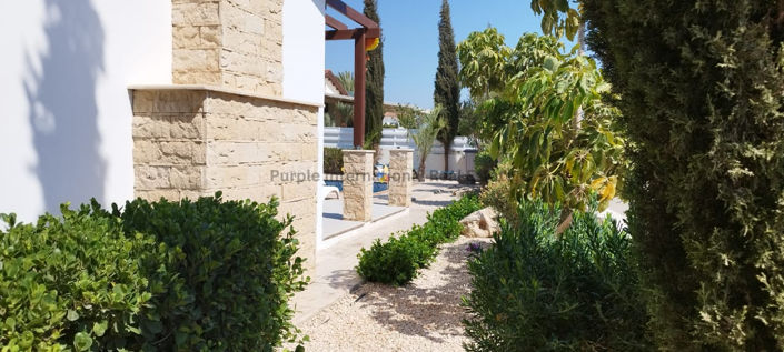 Image No.24-2 Bed Bungalow for sale