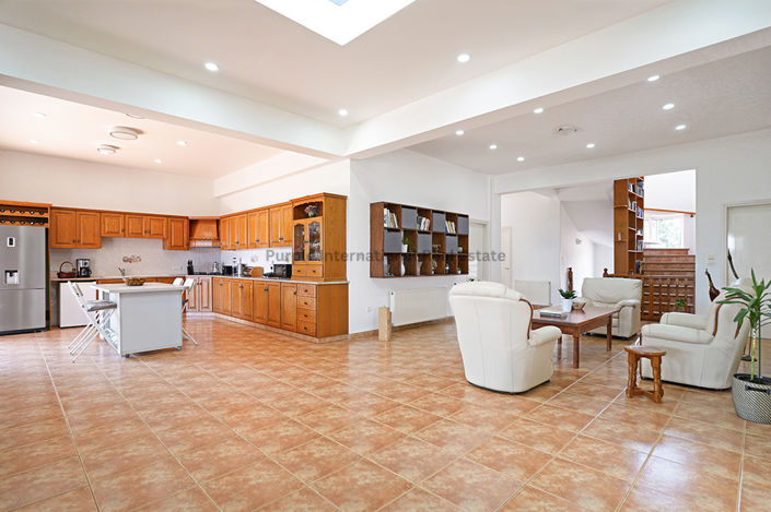 Image No.2-3 Bed Villa for sale