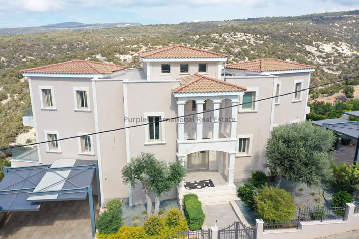Image No.3-5 Bed Villa for sale