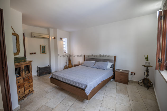Image No.14-5 Bed House for sale