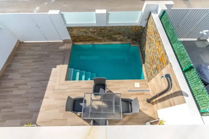 Image No.6-3 Bed Villa for sale
