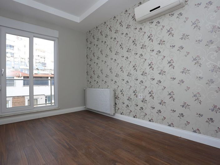 Image No.18-3 Bed Apartment for sale