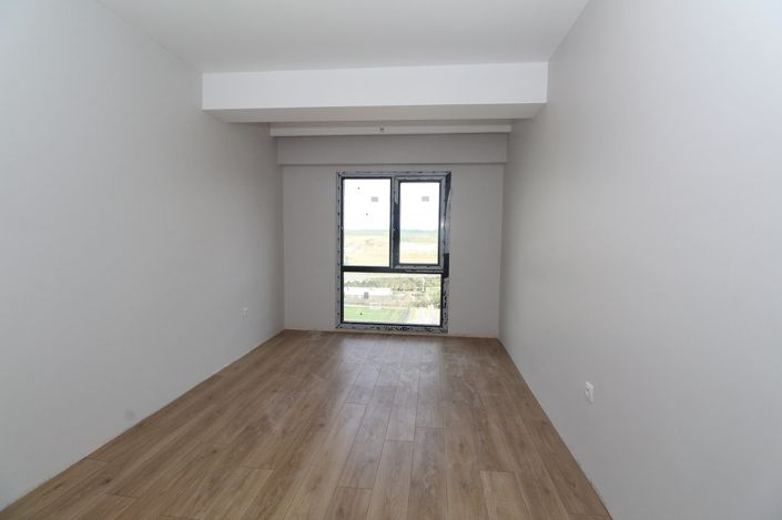 Image No.14-5 Bed Apartment for sale