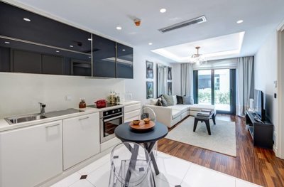 Interior 4