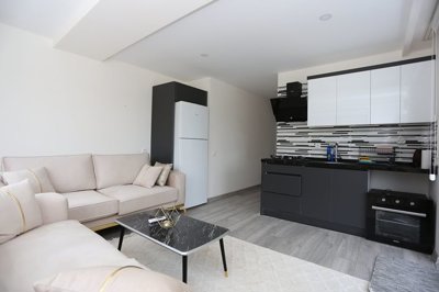 Interior 4