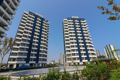 Exterior 3