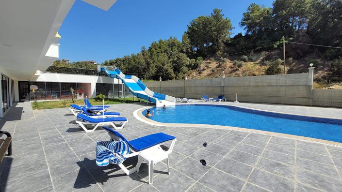 Image No.10-1 Bed Apartment for sale