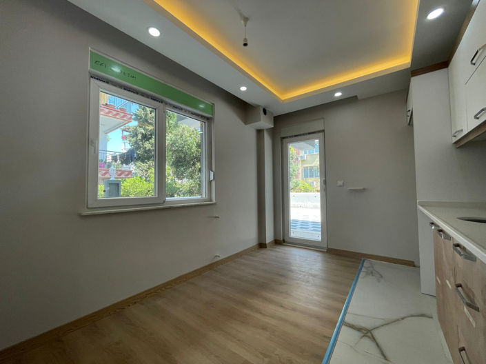 Image No.16-2 Bed Apartment for sale