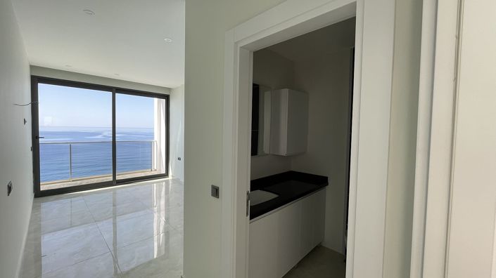 Image No.19-3 Bed Apartment for sale