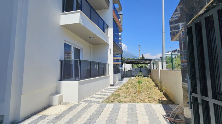 Image No.9-2 Bed Apartment for sale