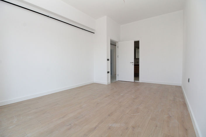 Image No.8-3 Bed Apartment for sale