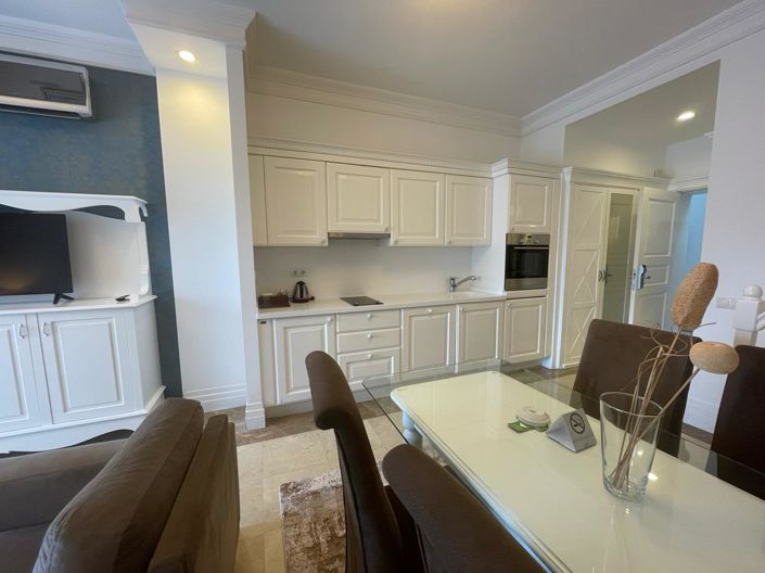 Image No.11-3 Bed Apartment for sale