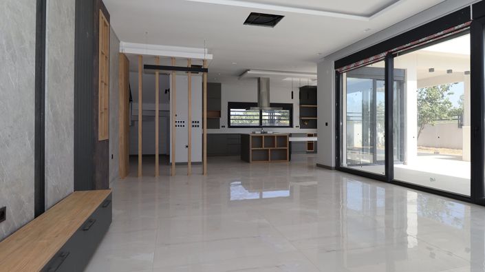 Image No.13-4 Bed House/Villa for sale