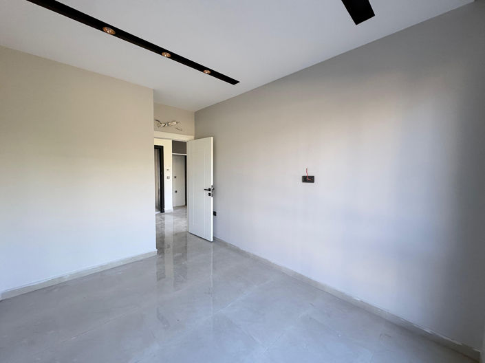 Image No.18-1 Bed Apartment for sale