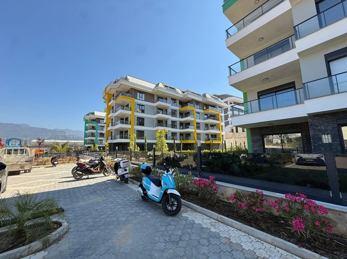 Image No.10-4 Bed Apartment for sale