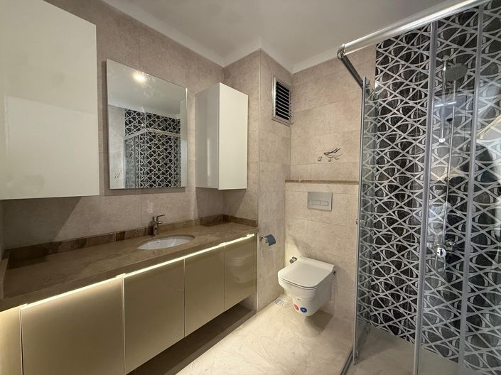 Image No.17-4 Bed Apartment for sale