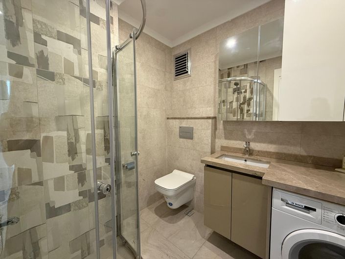 Image No.18-4 Bed Apartment for sale