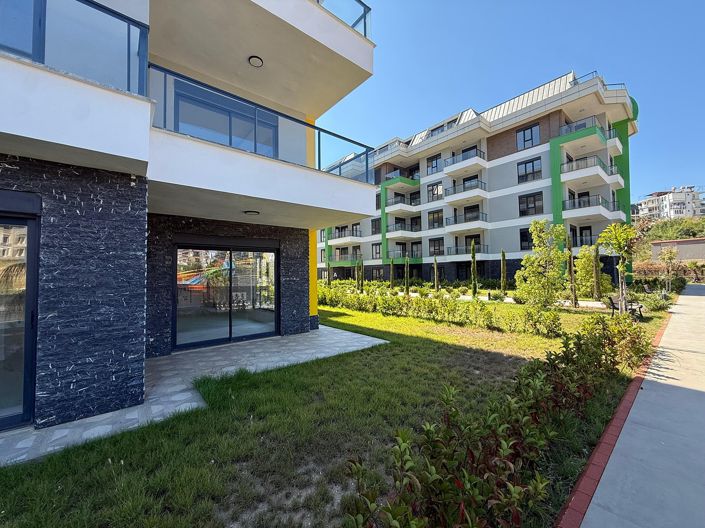 Image No.8-4 Bed Apartment for sale