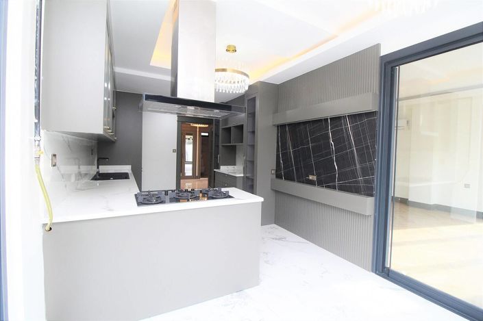 Image No.10-5 Bed House/Villa for sale