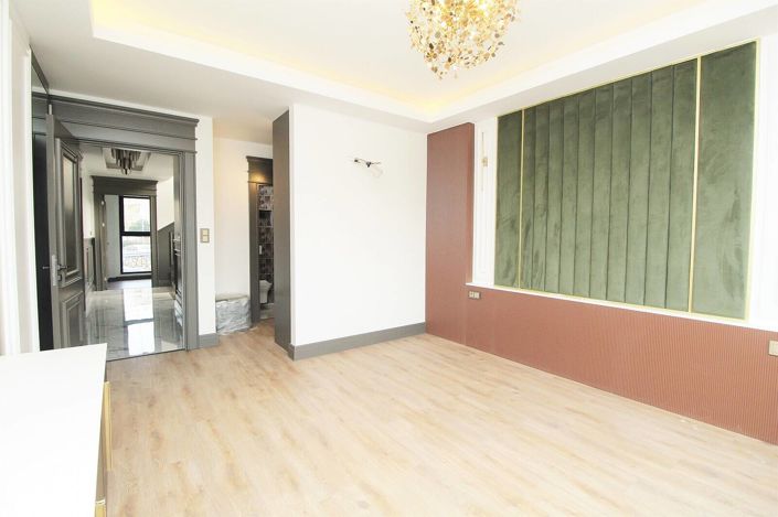 Image No.14-5 Bed House/Villa for sale