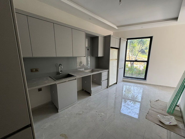 Image No.13-2 Bed Apartment for sale