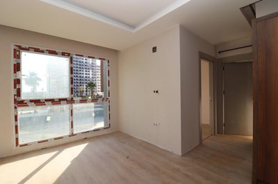 Interior 4