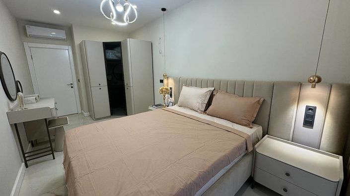 Image No.11-4 Bed Apartment for sale