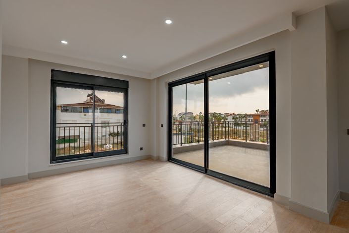 Image No.24-4 Bed House/Villa for sale
