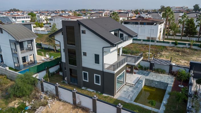 Image No.8-4 Bed House/Villa for sale