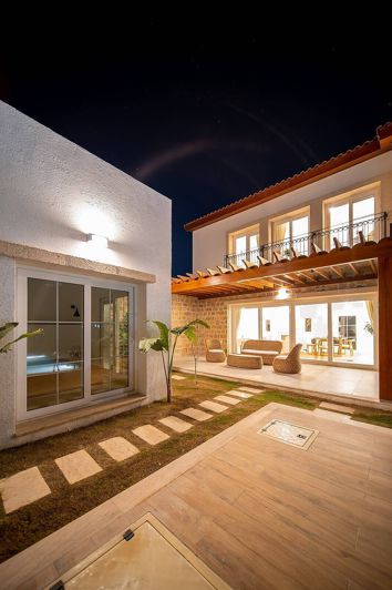Image No.3-Maison / Villa de 2 chambres à vendre à Güllük