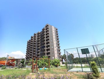 Exterior 3