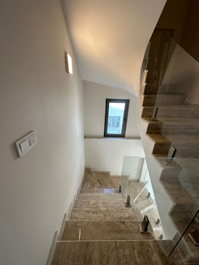 Image No.20-4 Bed House/Villa for sale