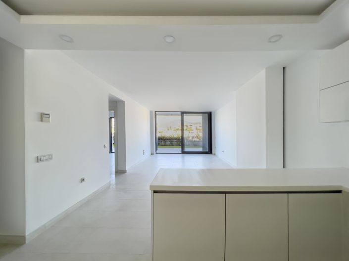 Image No.15-2 Bed Apartment for sale