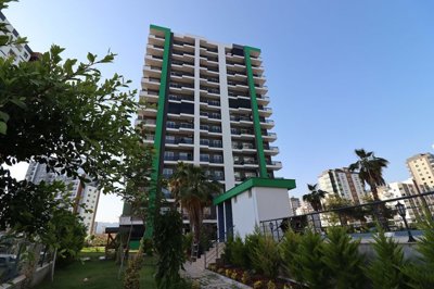 Exterior 3