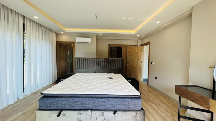 Image No.29-4 Bed House/Villa for sale