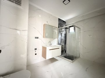 Interior 11