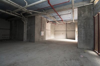 Interior 4