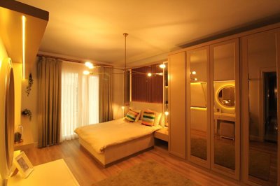 Interior 7
