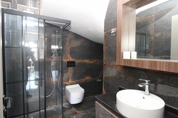 Image No.30-4 Bed Apartment for sale