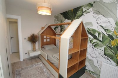Interior 7