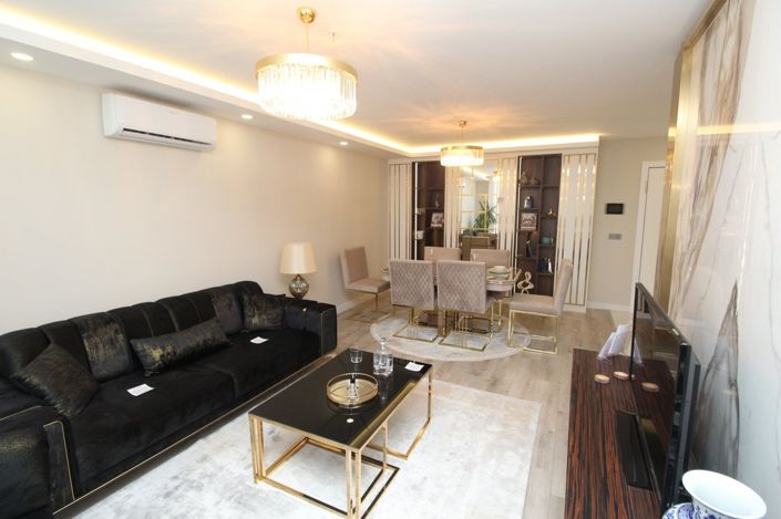 Image No.17-4 Bed Apartment for sale
