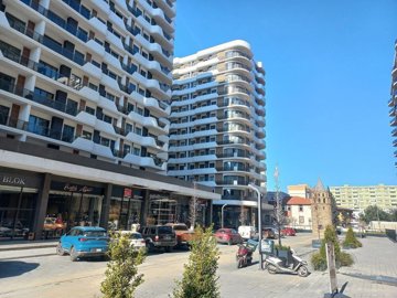 Exterior 3