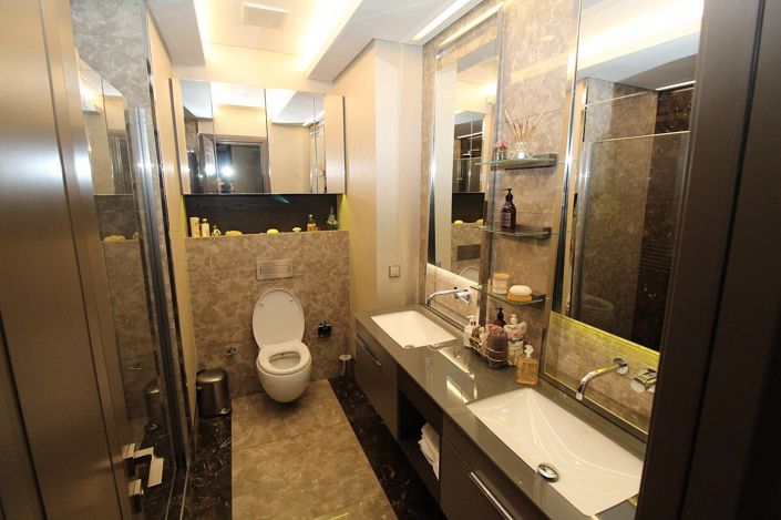 Image No.33-5 Bed Apartment for sale