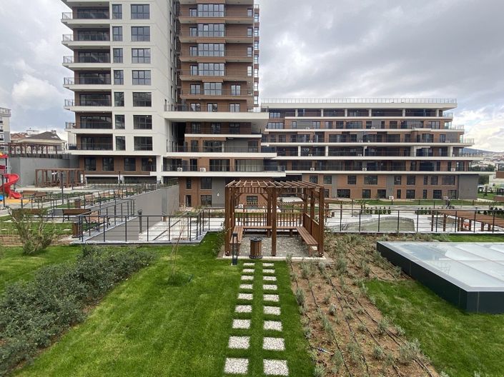 Image No.12-4 Bed Apartment for sale