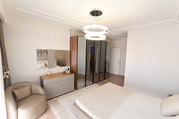Image No.11-3 Bed Apartment for sale