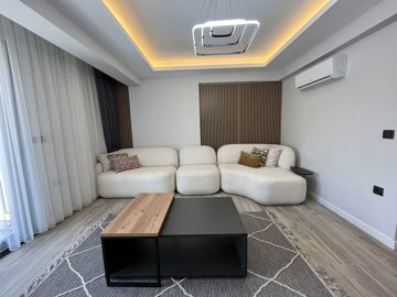 Interior 3