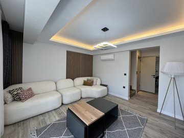 Interior 2